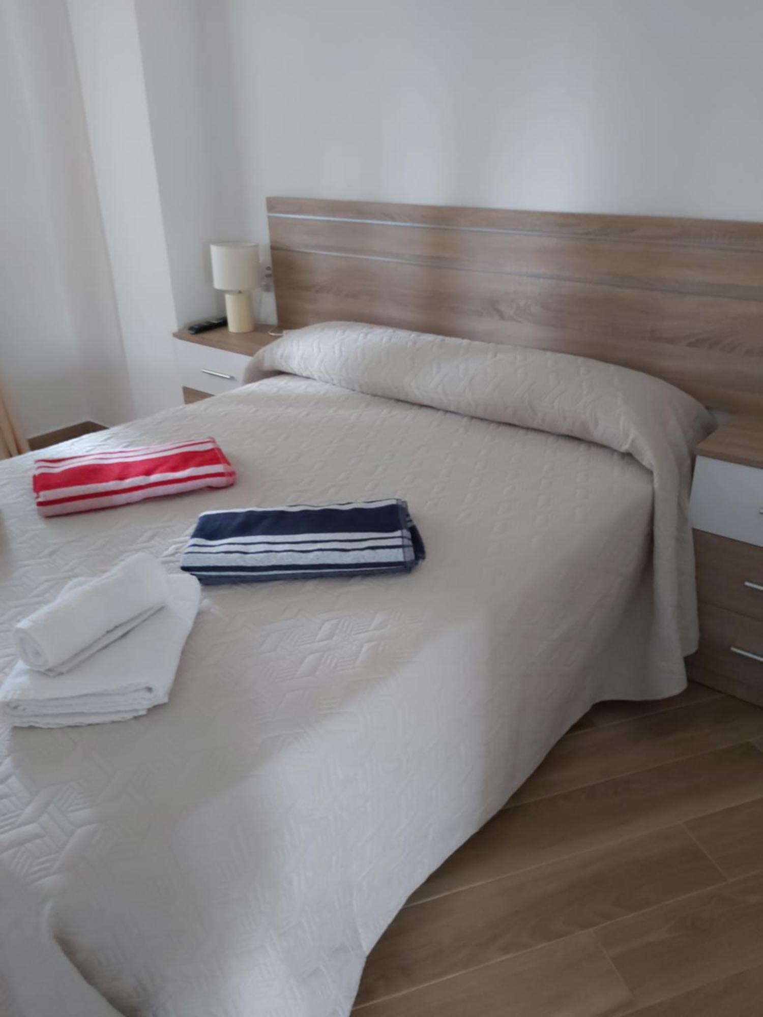 Apartamento La Casa Del Abuelo Nerja Kültér fotó